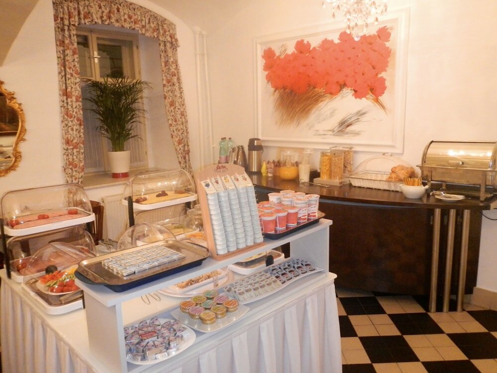 Фото Hotel Graf Stadion