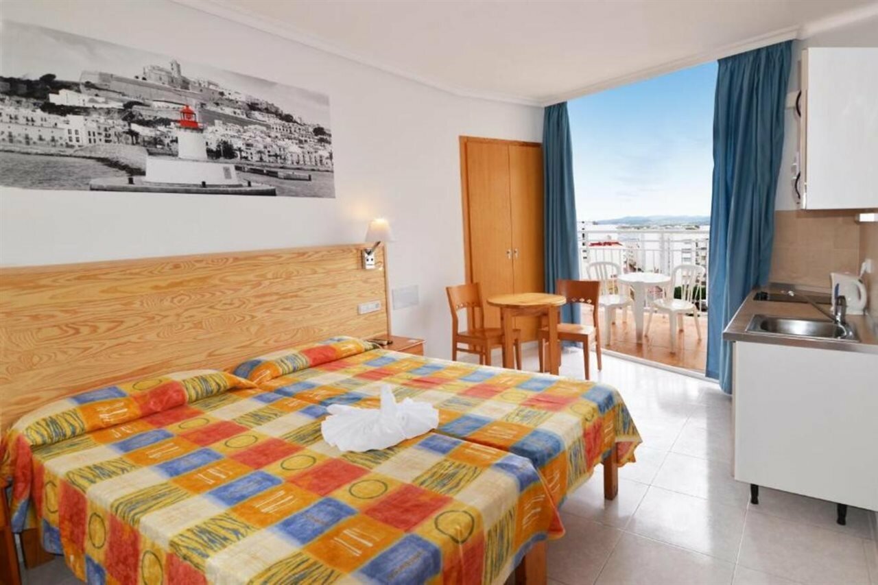 Фото Aparthotel Vibra Sanan - Adults Only