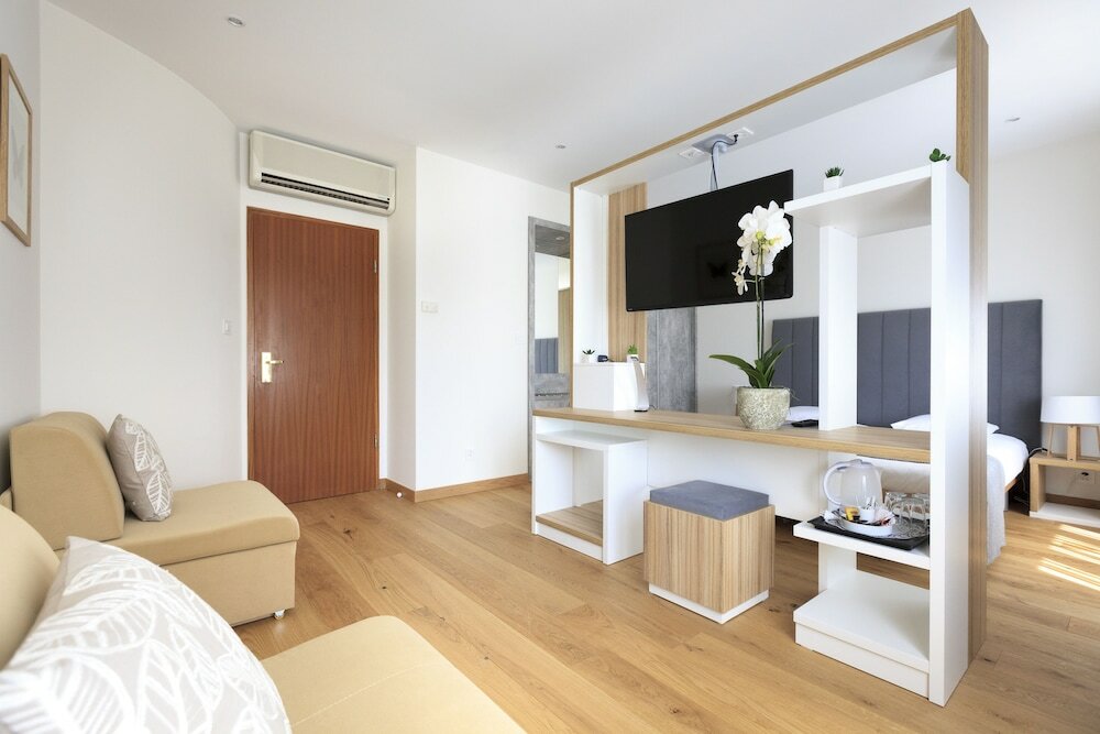 Фото Hotel Suisse