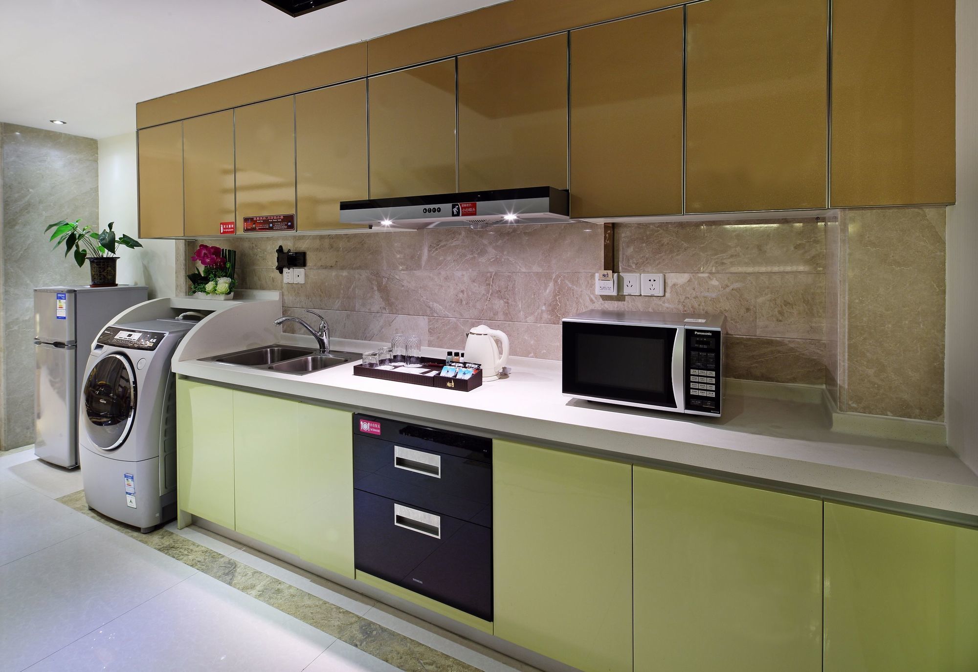 Фото South & North International Apartment Guangzhou Beijing Road Pedestrian Street Kam Rueng Plaza