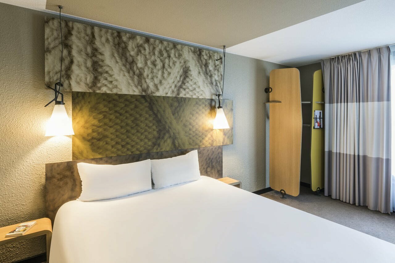 Фото ibis Paris Gare de Lyon Ledru Rollin 12th