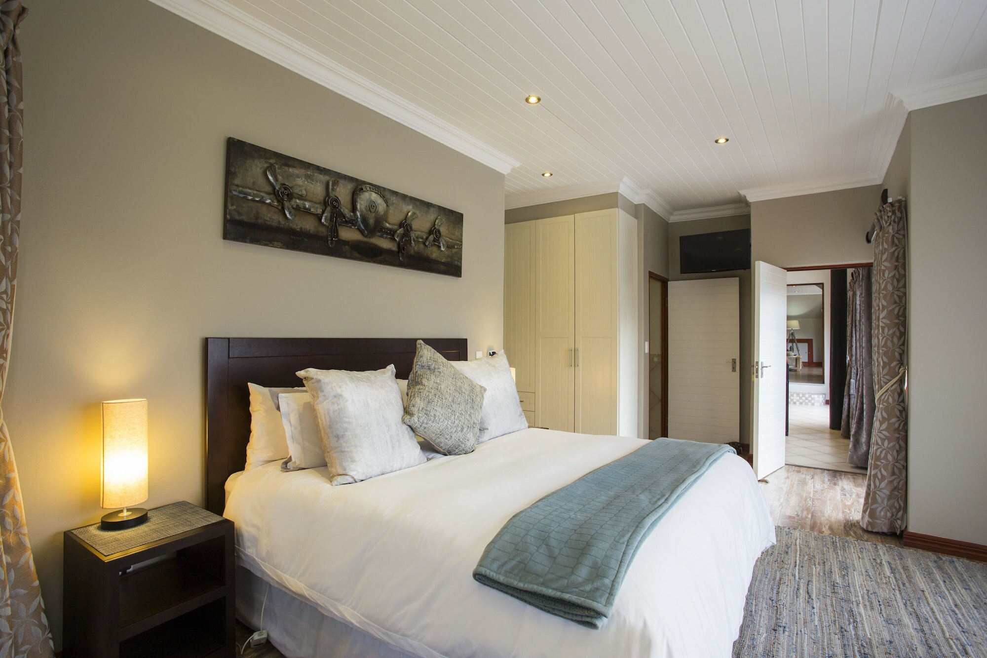 Фото The Browns' Luxury Guest Suites