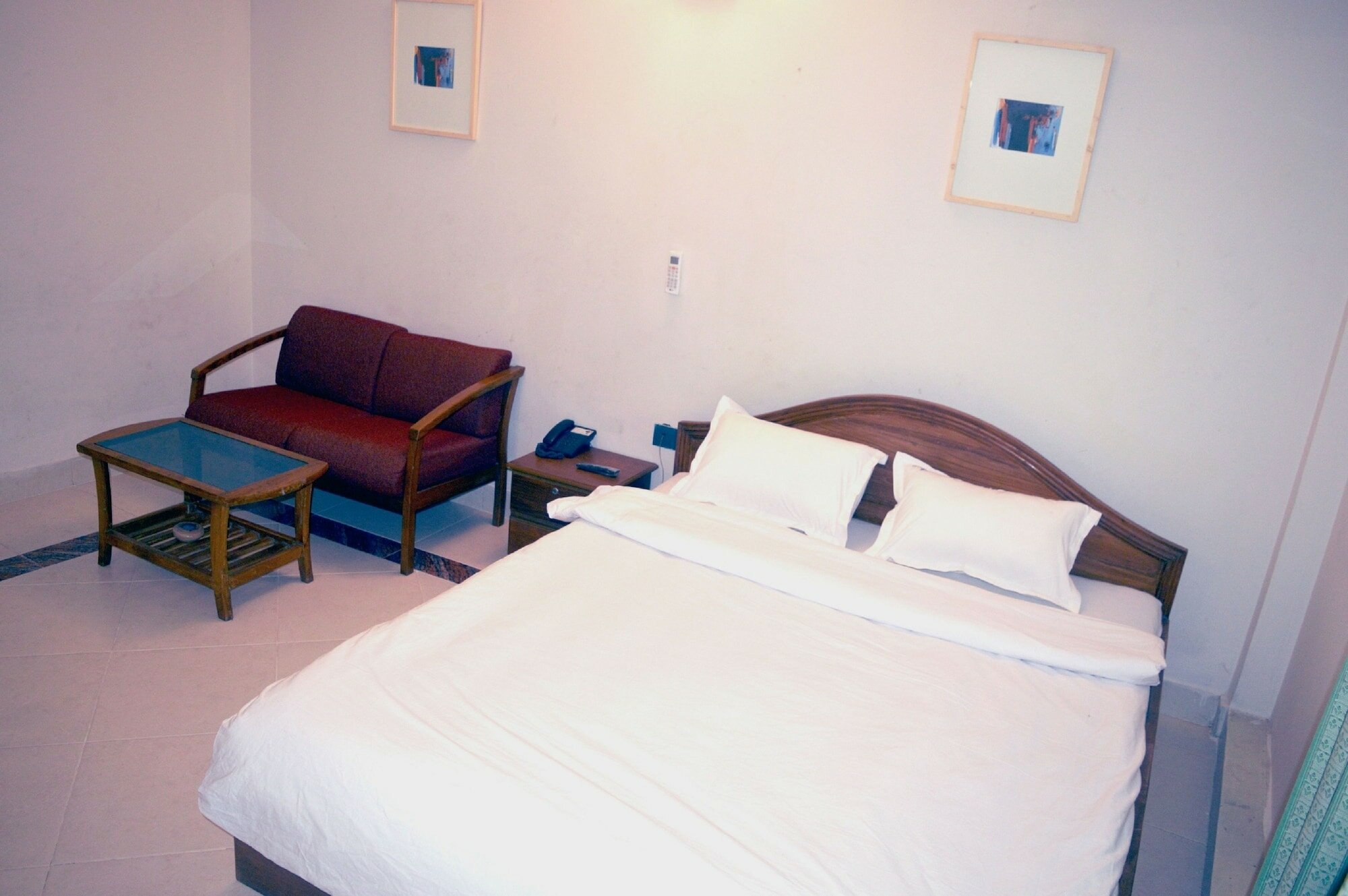 Фото Hotel Kollol by J & Z Group