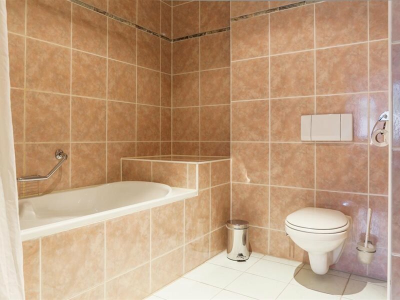 Фото Fletcher Stadshotel Den Haag