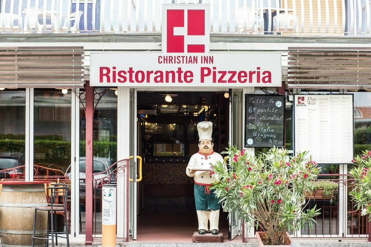 Фото Hotel Christian