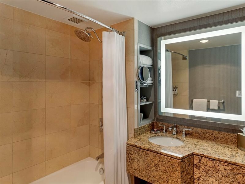 Фото Omni New Haven Hotel at Yale