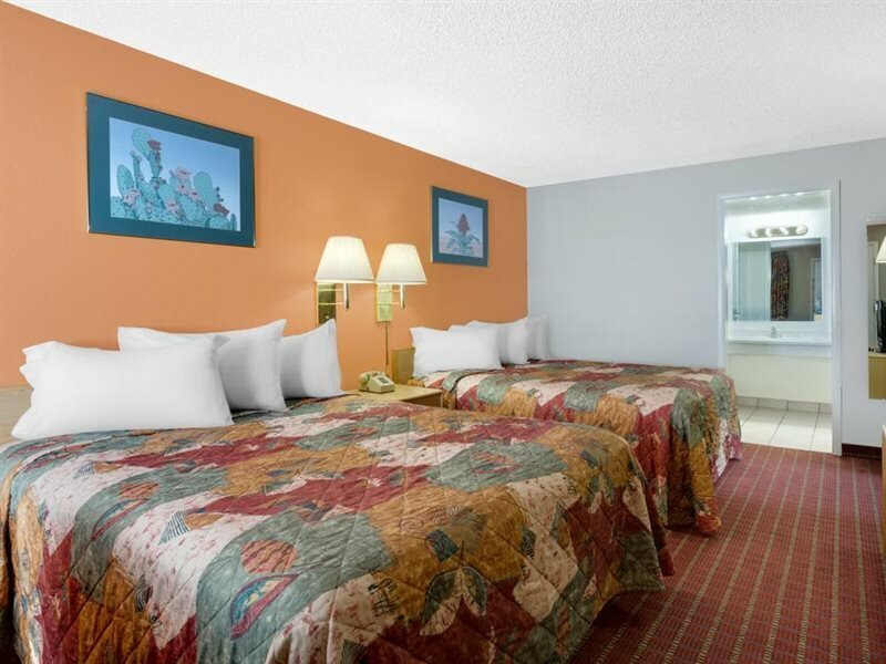 Фото Knights Inn Cedar City