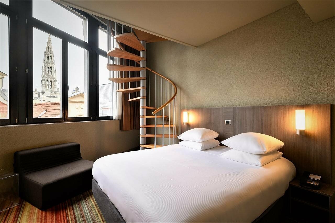 Фото Hotel Alma Grand Place