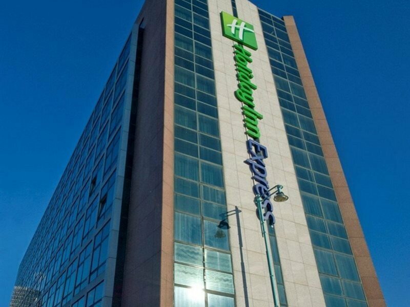 Фото Holiday Inn Express Amsterdam - Sloterdijk Station, an Ihg Hotel