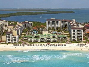 Гостиница Emporio Cancun