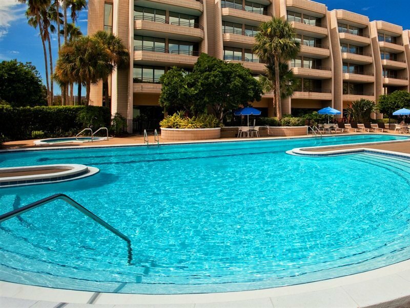 Фото Sheraton Tampa Brandon Hotel