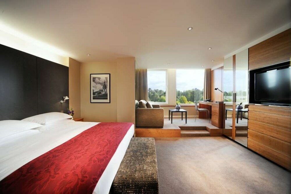 Фото Royal Garden Hotel