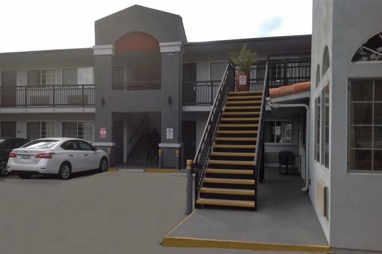 Фото The Lexmar Dodger Stadium Hollywood