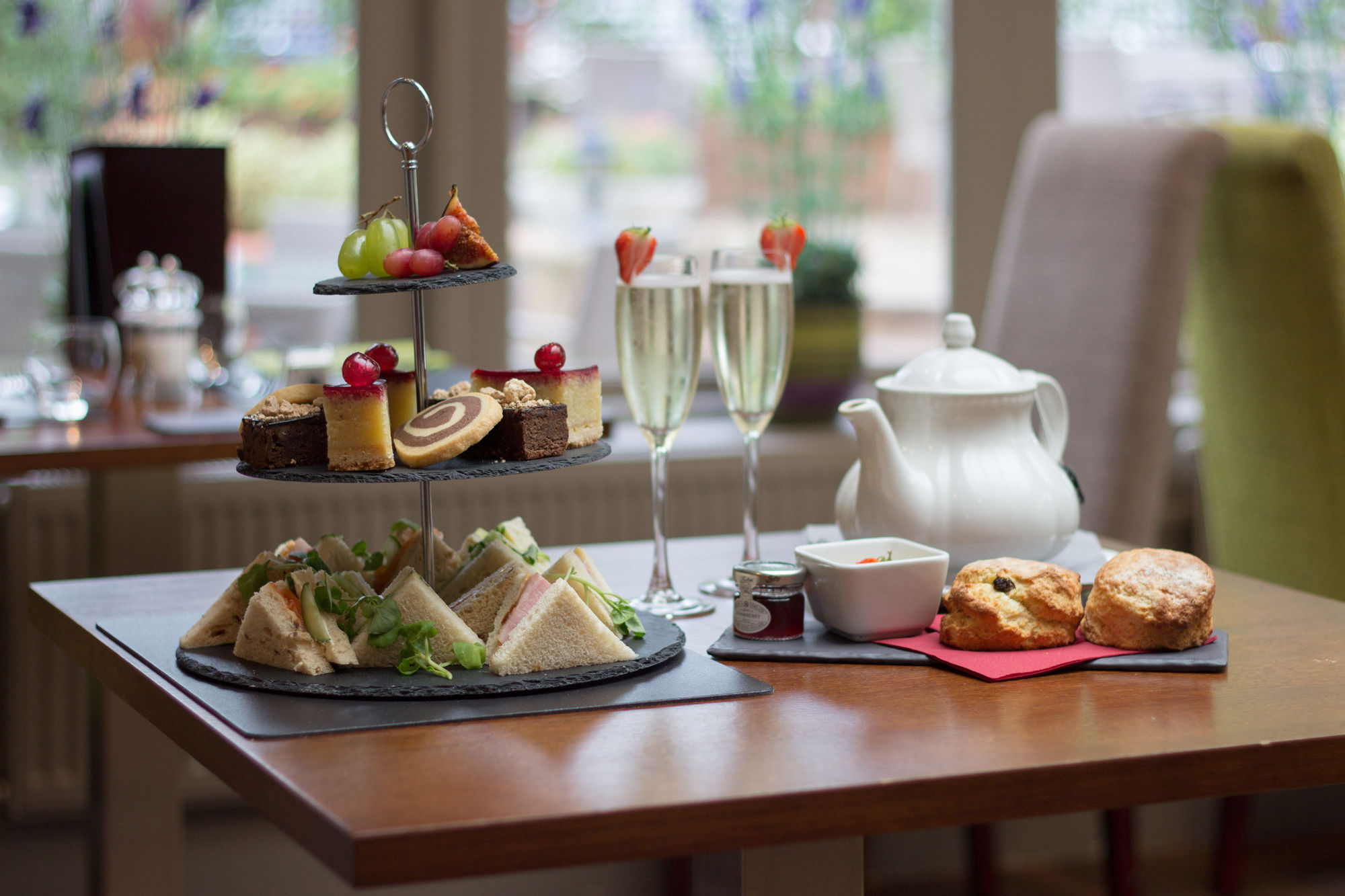 Фото Best Western Plus The Connaught Hotel & SPA