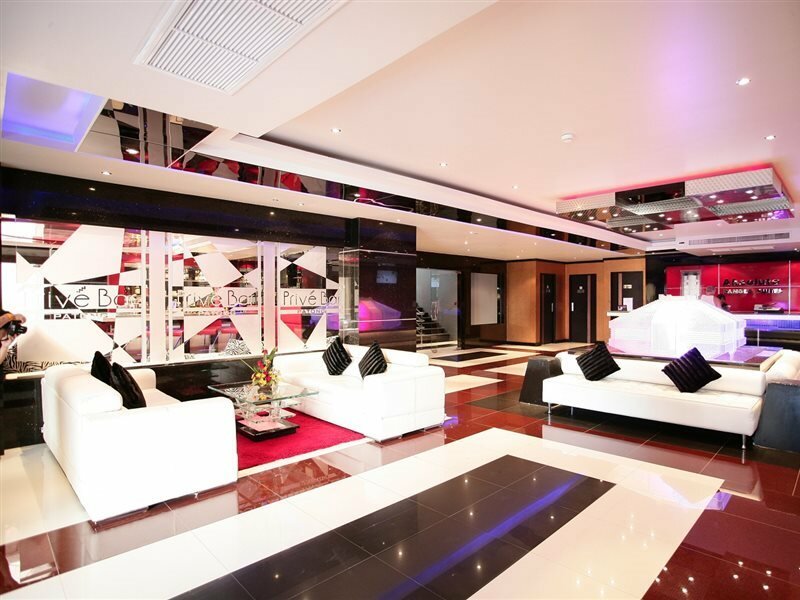 Фото Absolute Bangla Suites