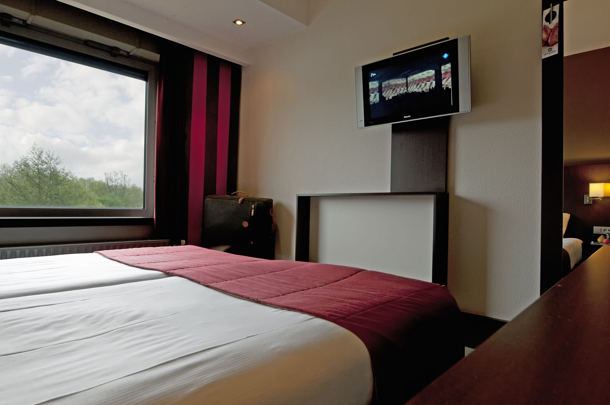 Фото Flonk Hotel Groningen Zuid, Bw Signature Collection