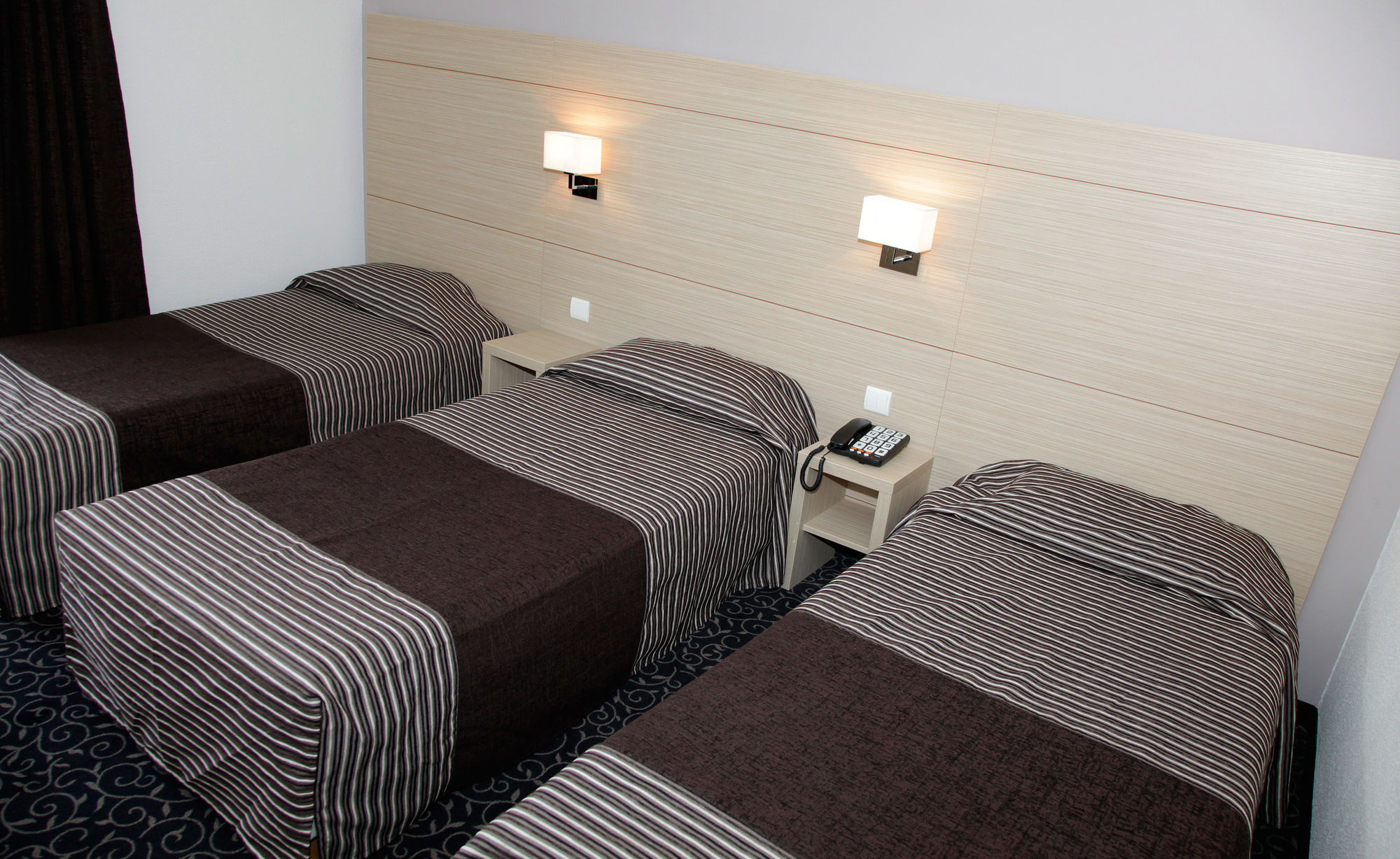 Фото Mediterranee Hotel