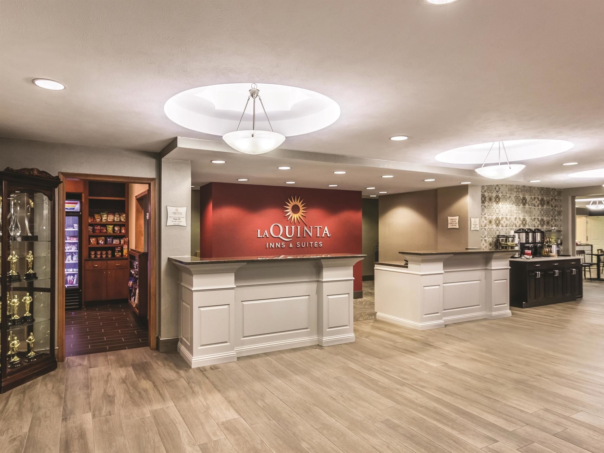 Фото La Quinta Inn & Suites by Wyndham Fargo-Medical Center