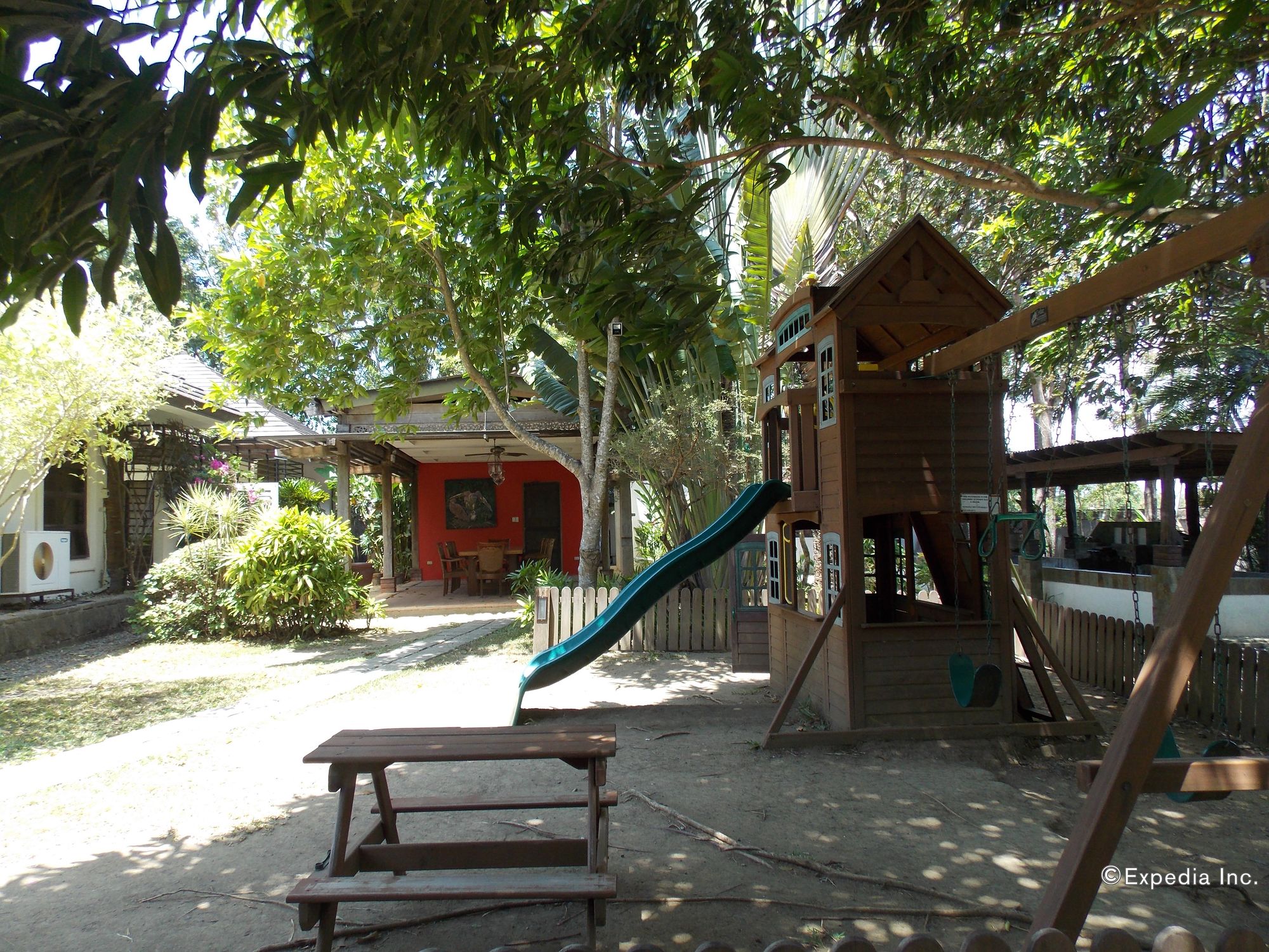 Фото Sheridan Boutique Resort