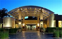 Гостиница Sheraton Milwaukee Brookfield Hotel в Брукфилде