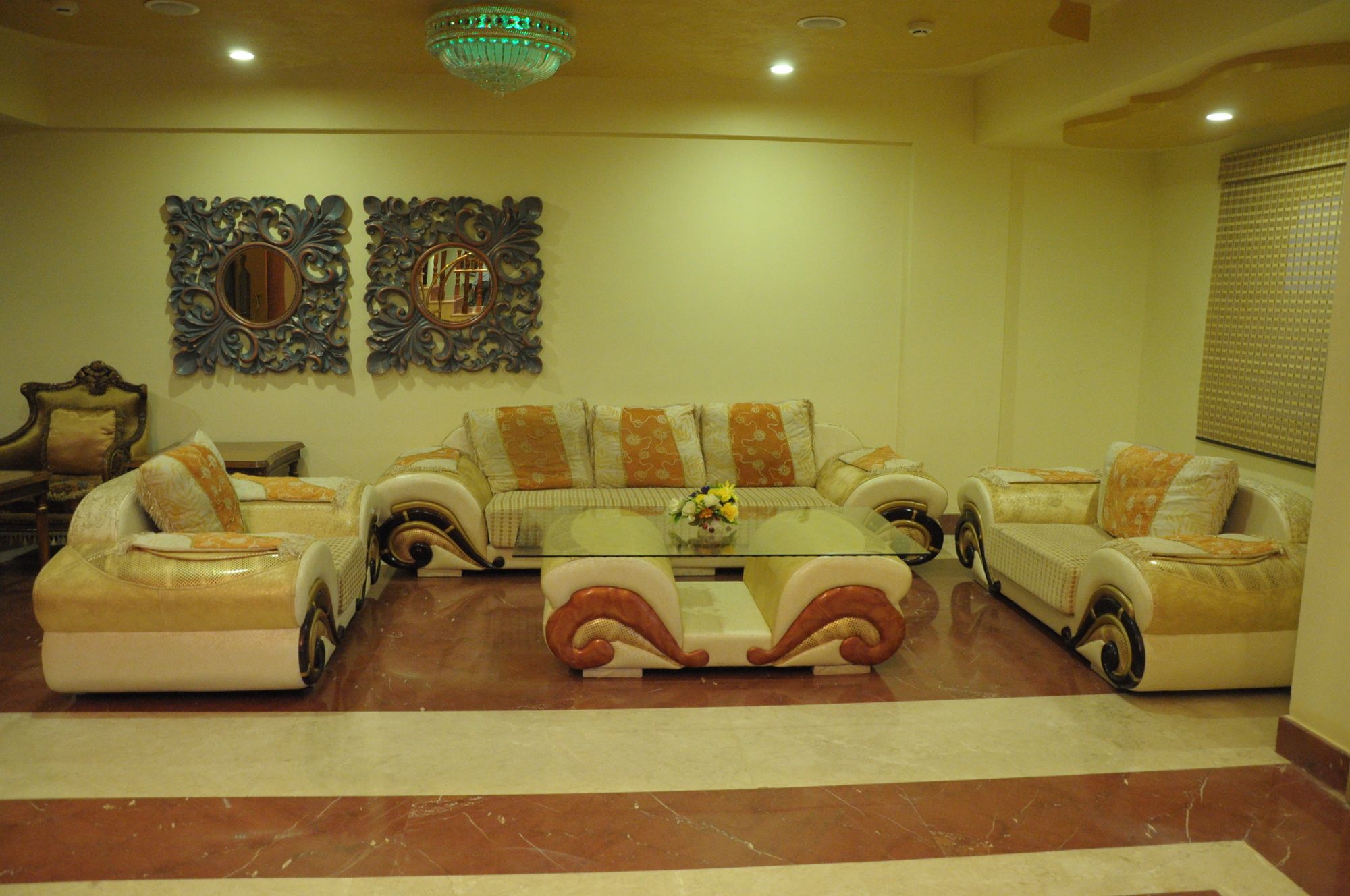 Фото Chokhi Dhani The Palace Hotel