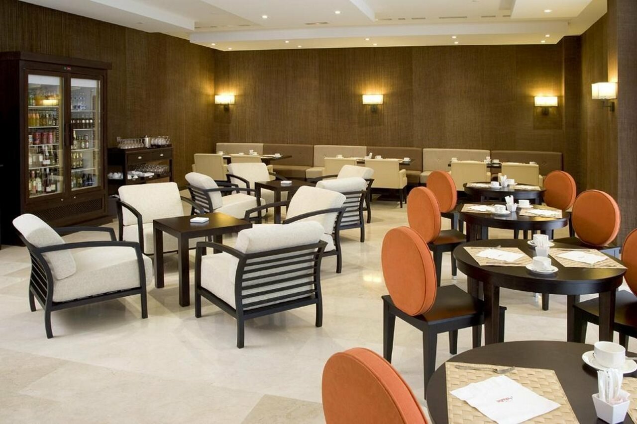 Фото Nh Valladolid Bálago