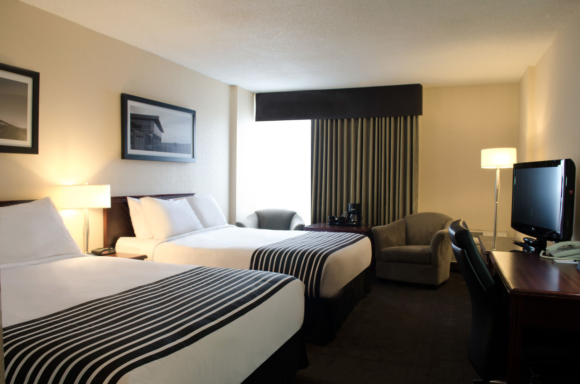 Фото Sandman Inn Cranbrook