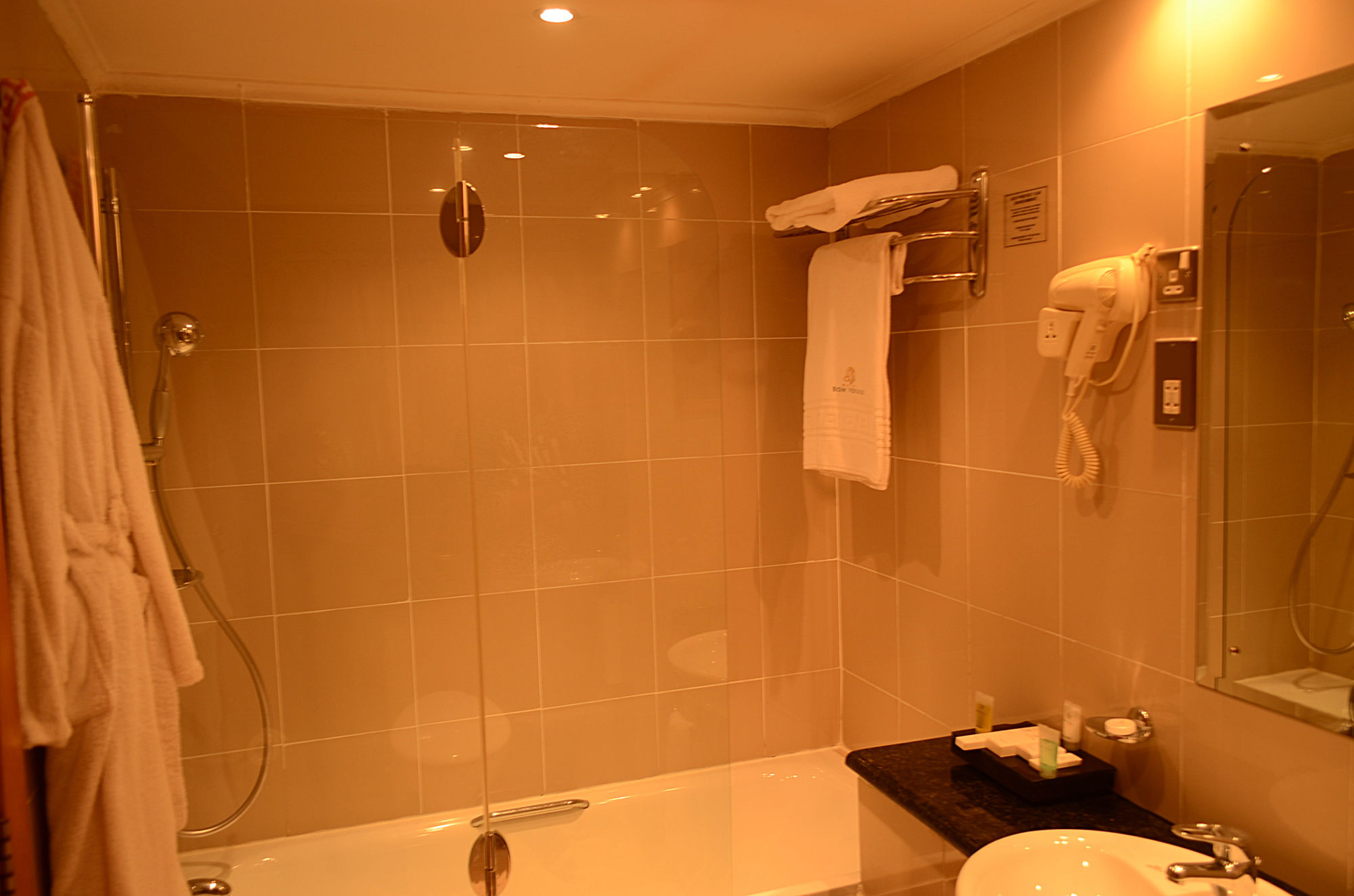 Фото Hotel Bon Voyage