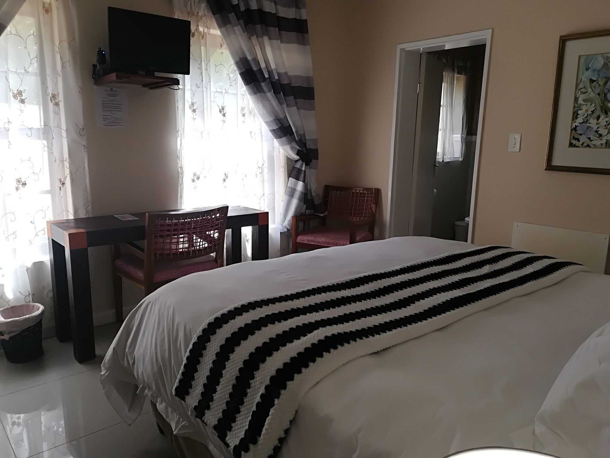 Фото Blouberg Manor Boutique Hotel