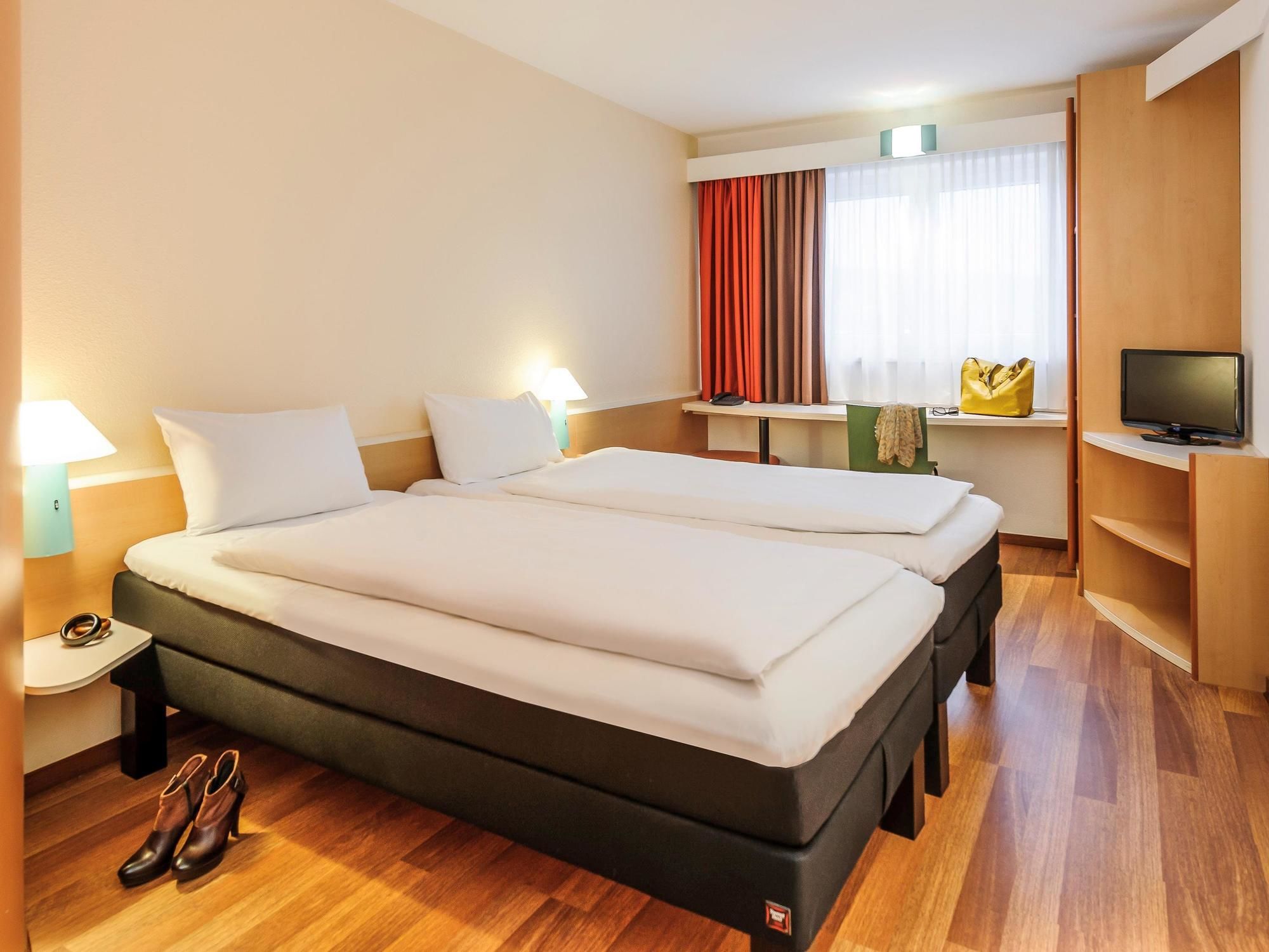 Фото Ibis Wuerzburg City Hotel