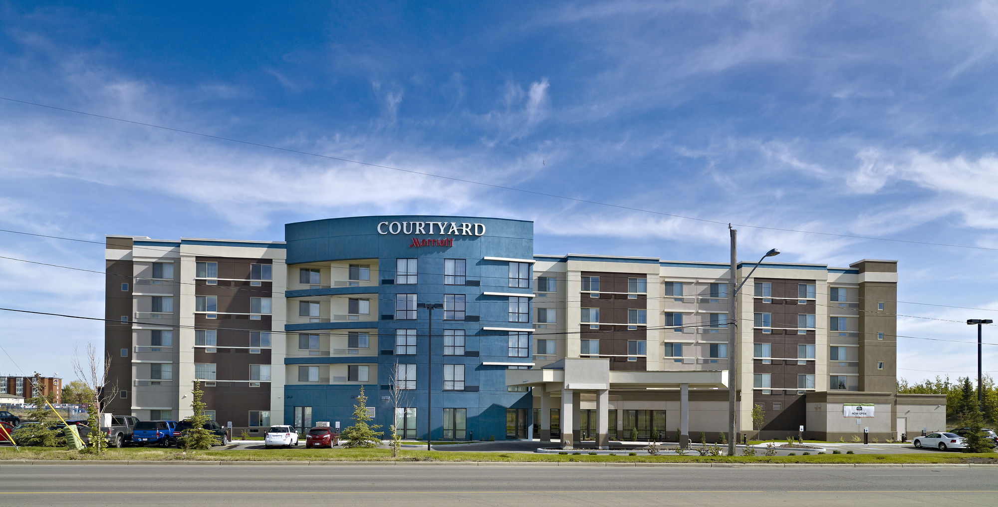 Фото Courtyard by Marriott Edmonton West