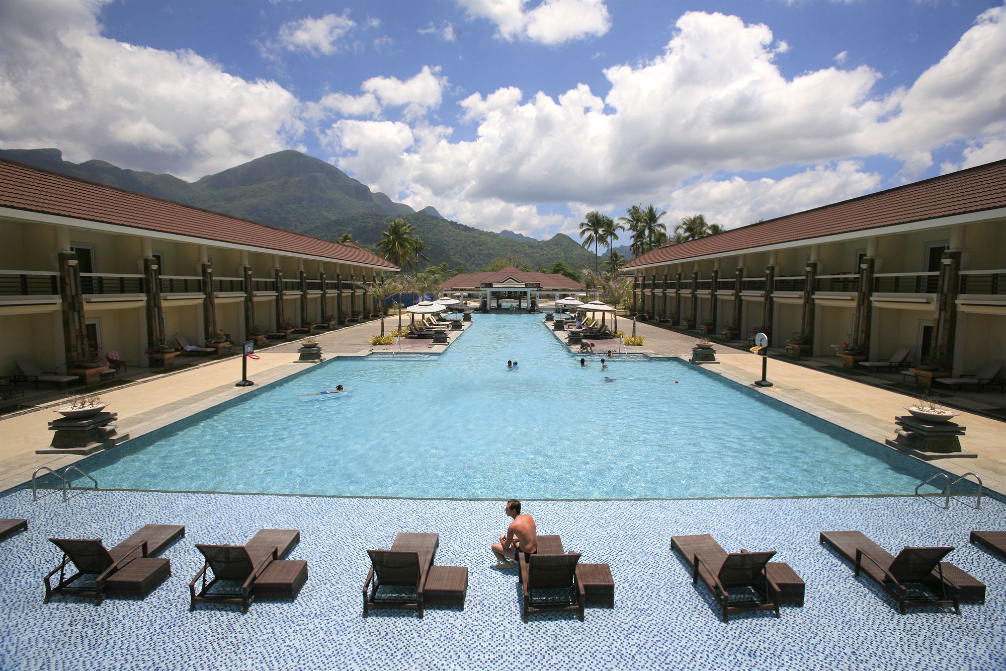 Фото Four Points by Sheraton Palawan Puerto Princesa