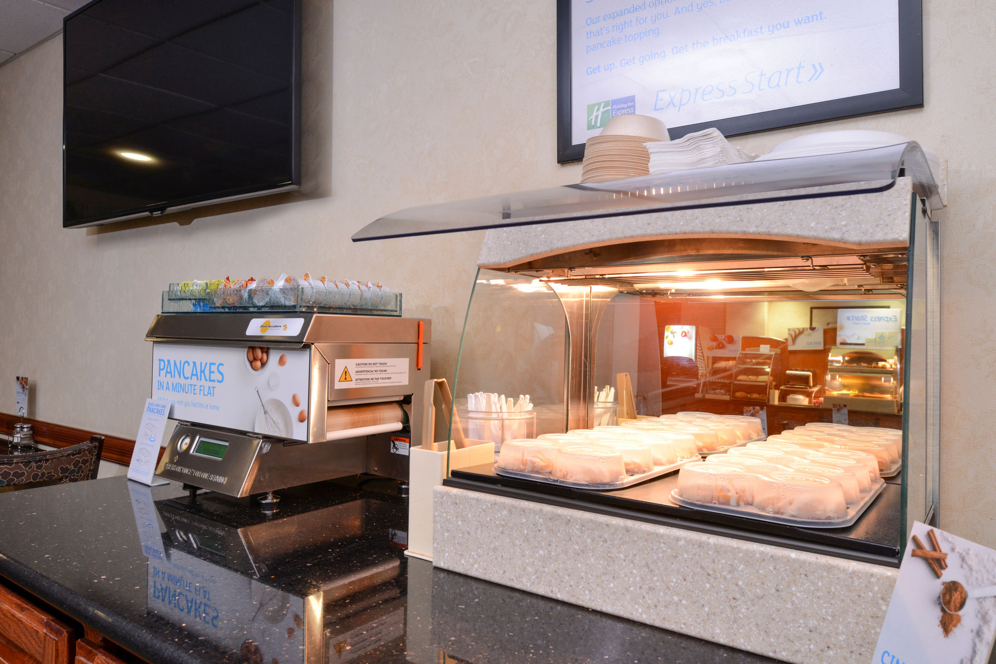 Фото Holiday Inn Express & Suites Harrison