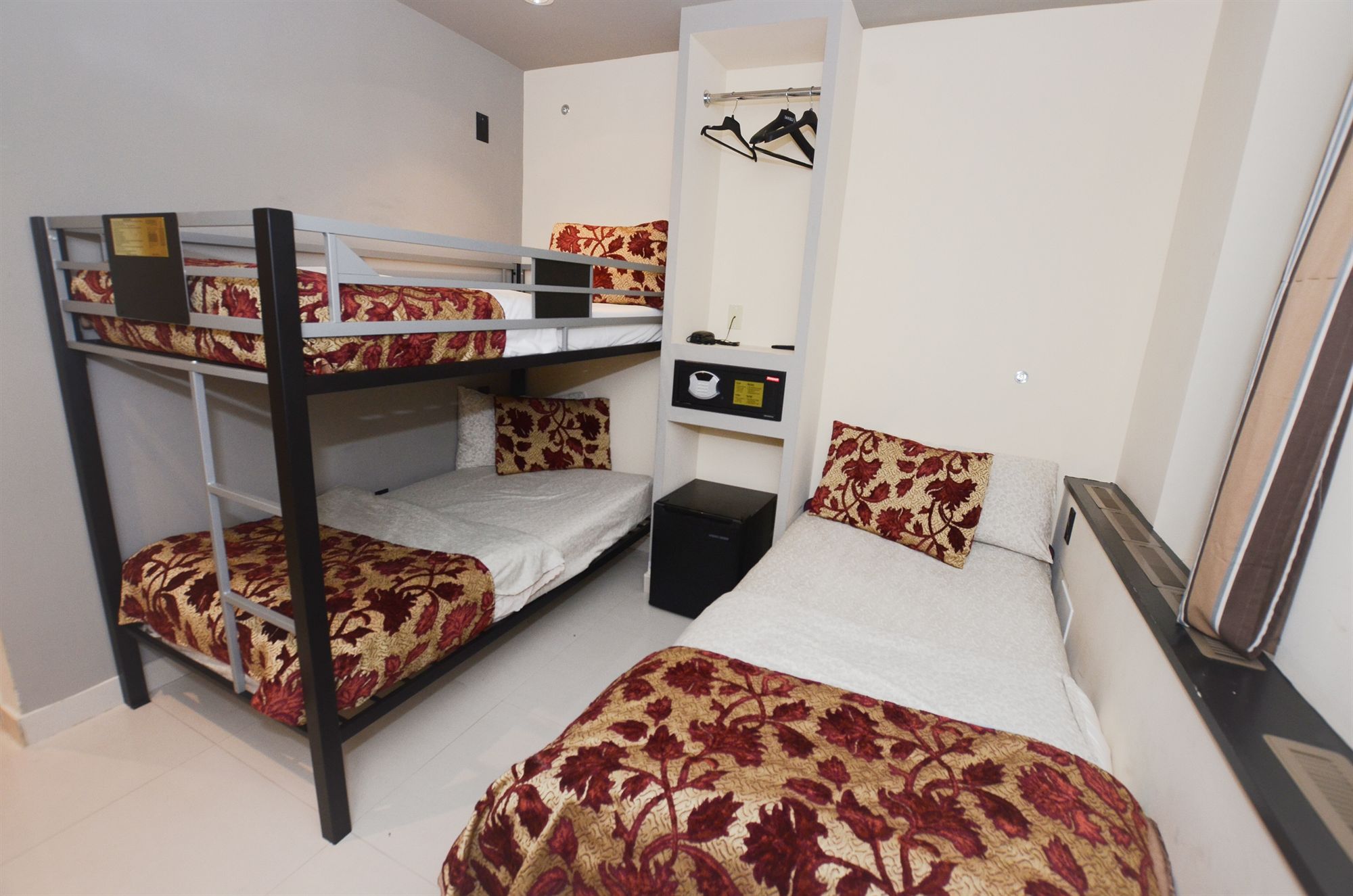 Фото Doxie Hotel