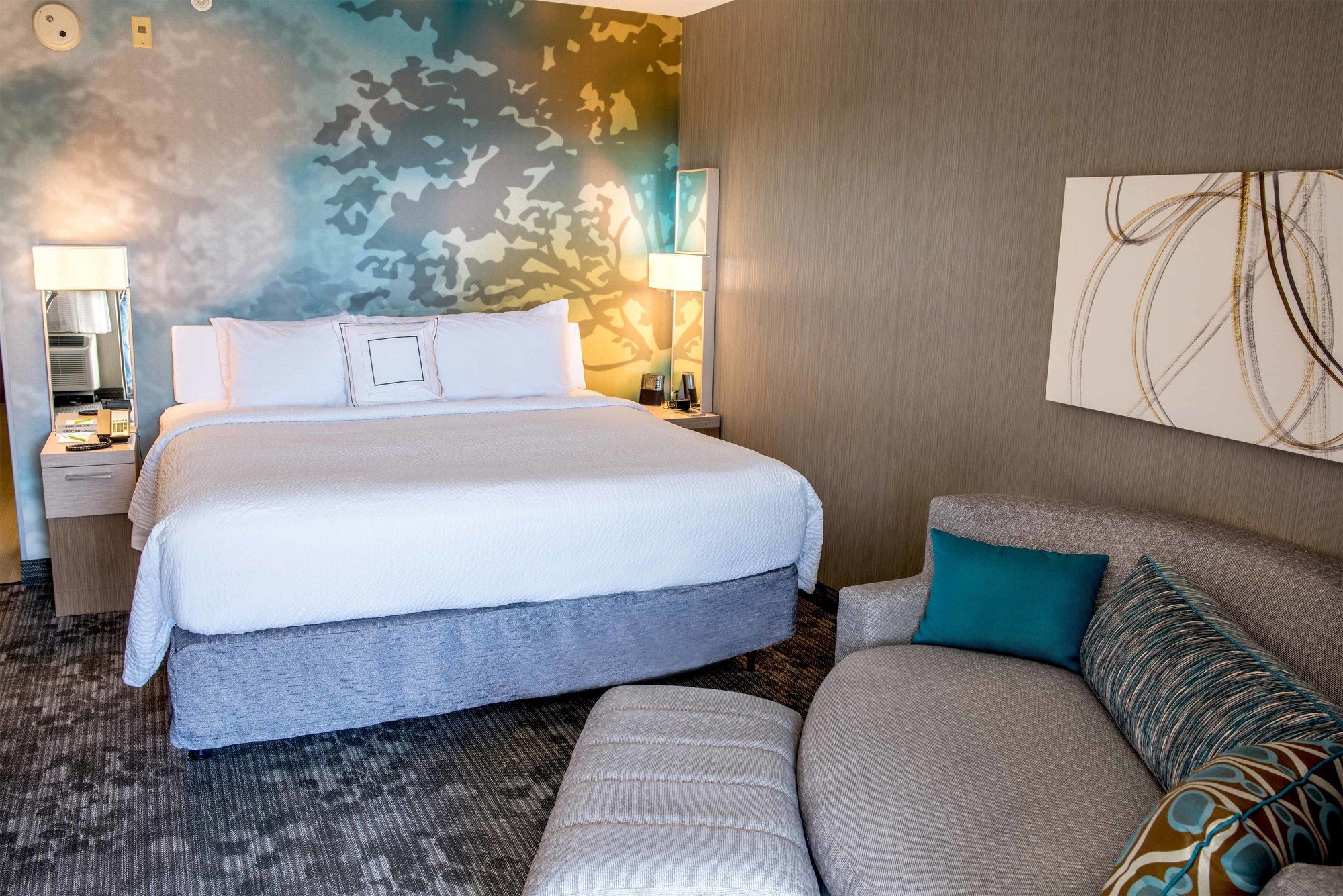 Фото Courtyard by Marriott Norwich