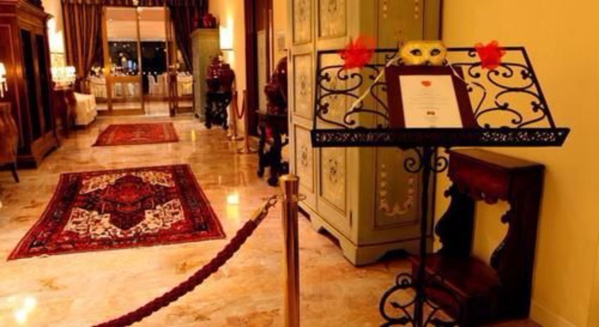 Фото National Hotel