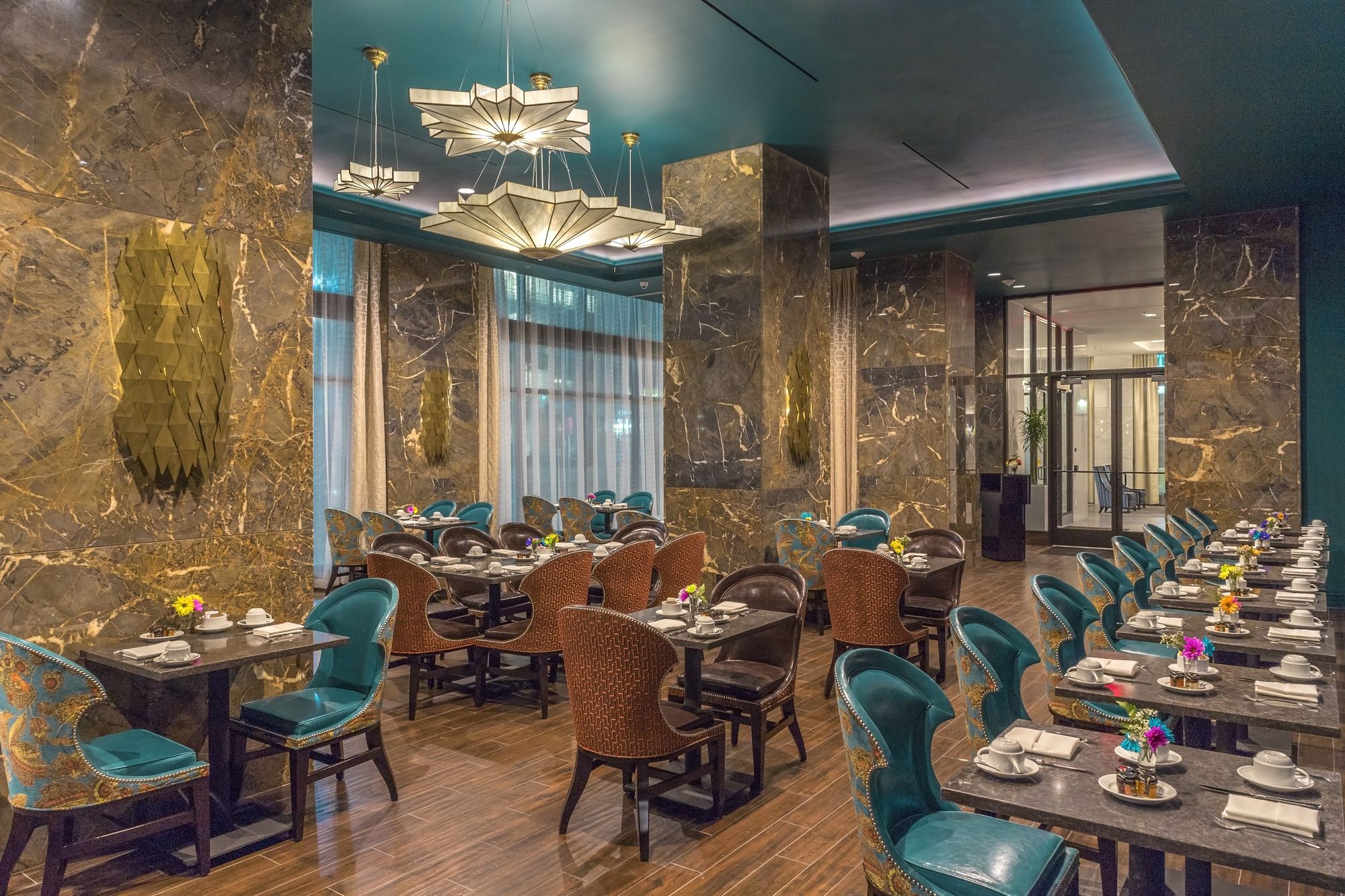 Фото The Jung Hotel and Residences