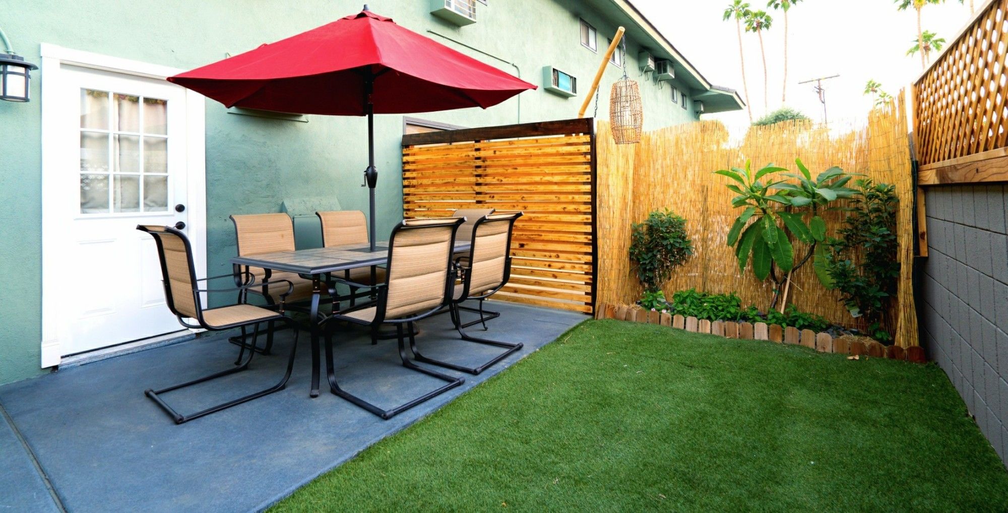 Фото Caliente Tropics Hotel