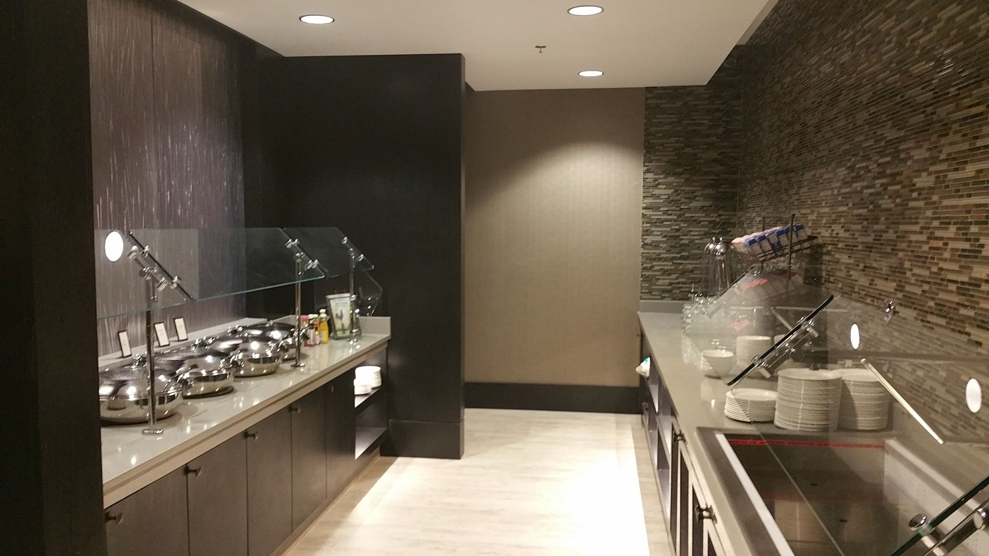 Фото Hilton Kansas City Airport