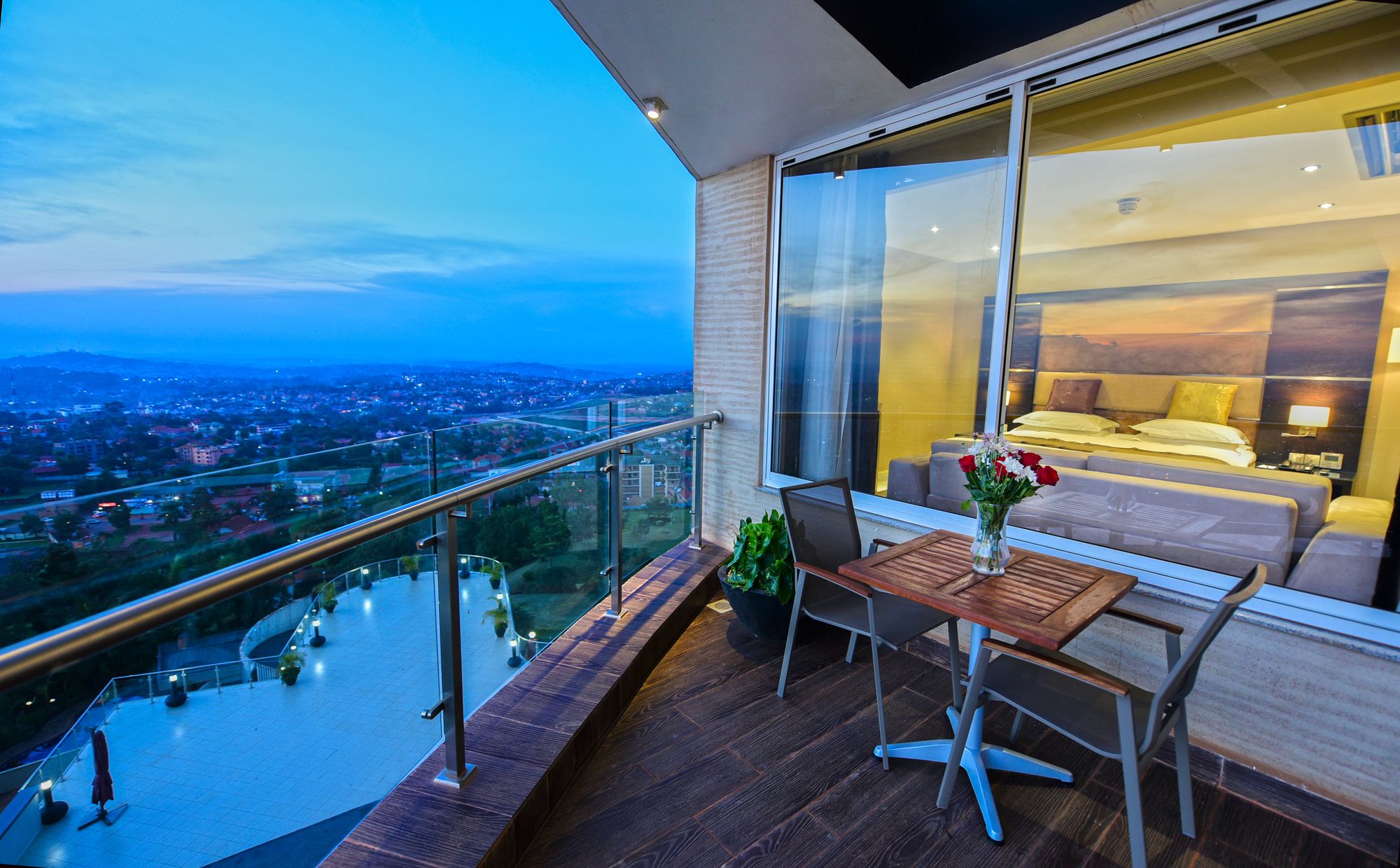 Фото Отель Protea Hotel by Marriott Kampala Skyz