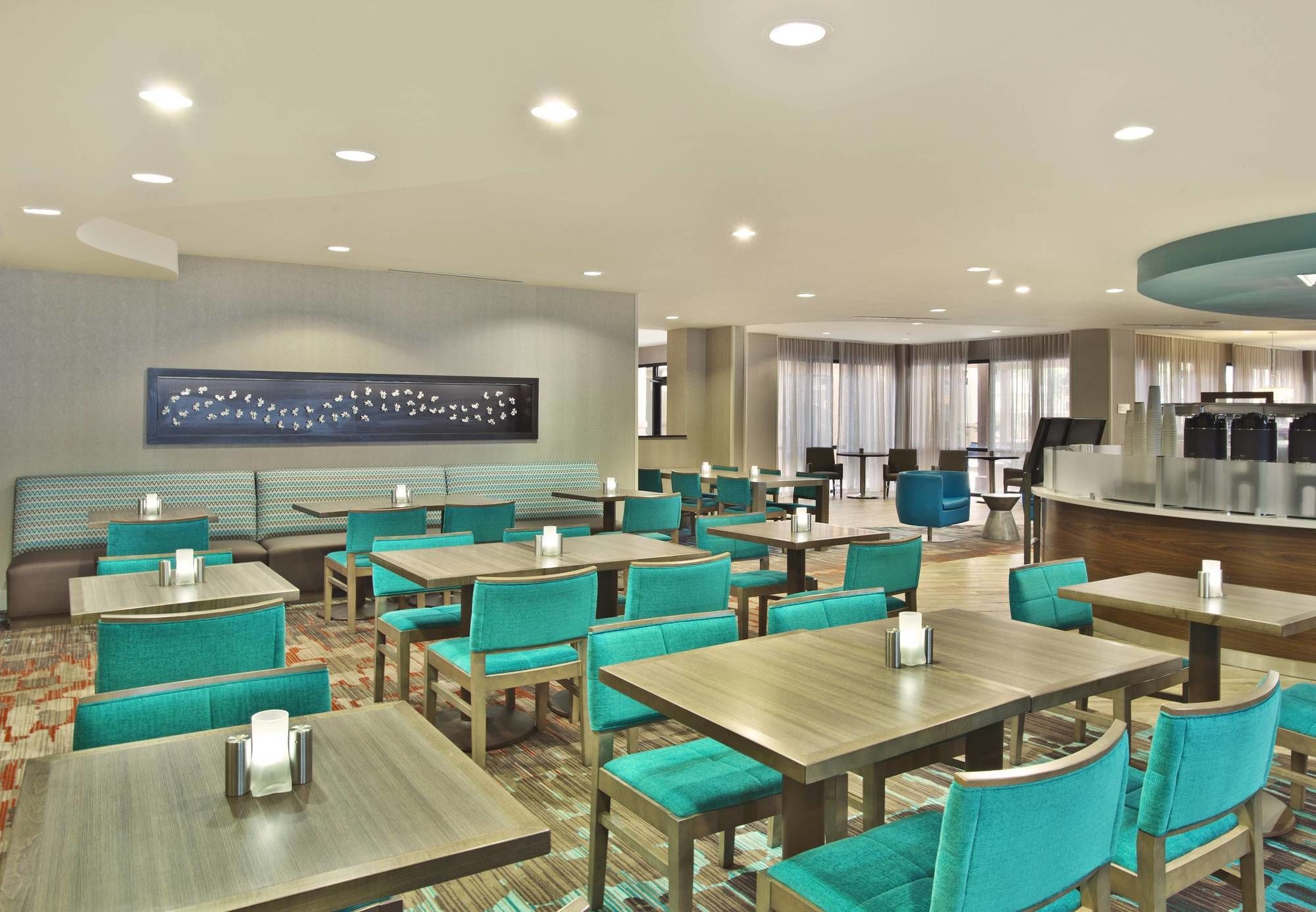 Фото Courtyard by Marriott Gulfport Beachfront