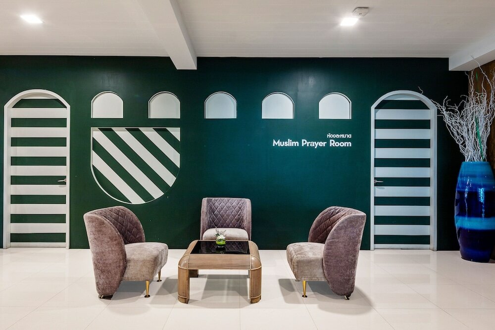 Фото A-One New Wing Hotel