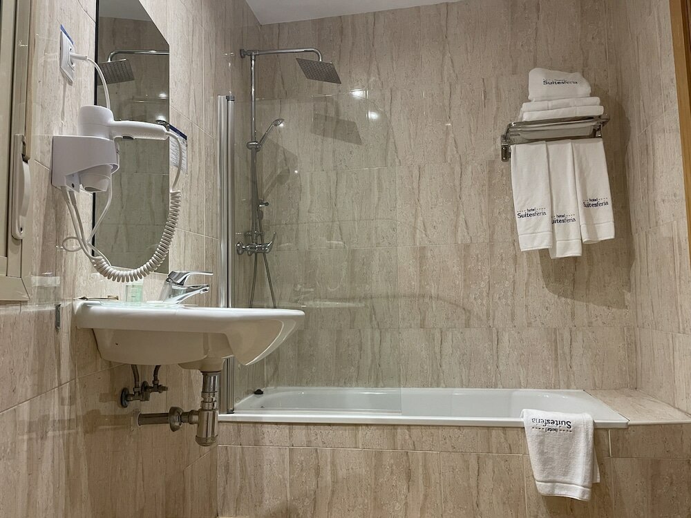 Фото Hotel Suites Feria de Madrid