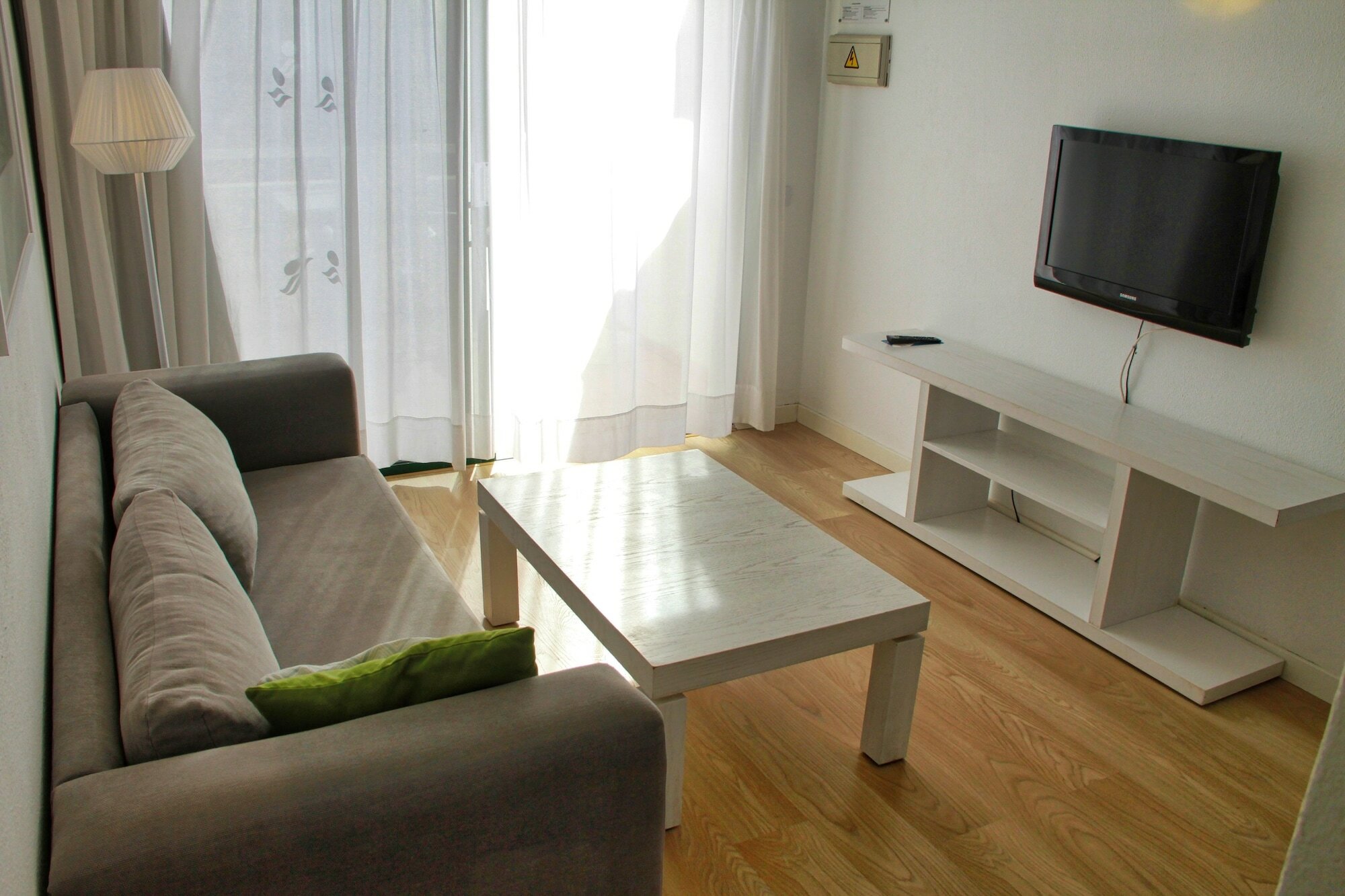 Фото Canaima Apartments - Adults Only