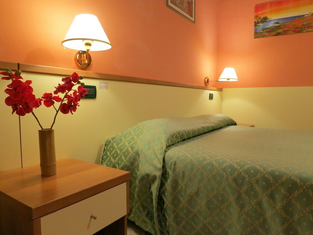 Фото Hotel Katty