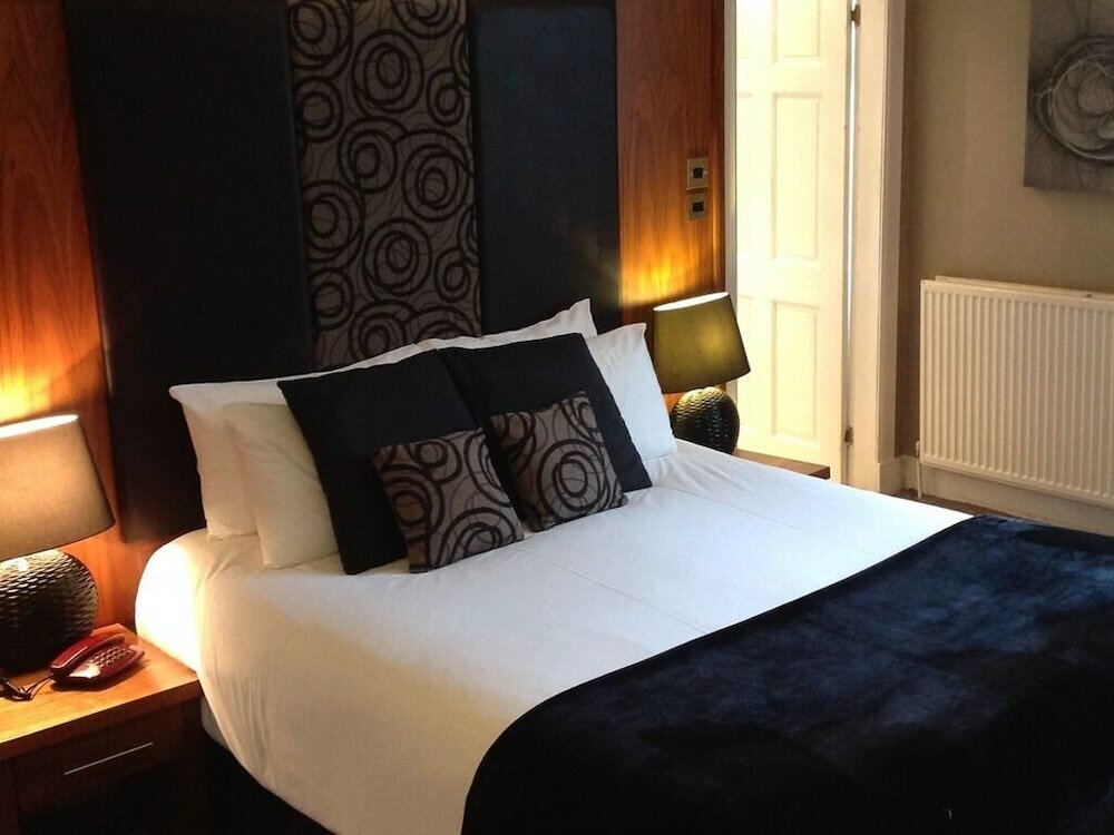 Фото Glazert Country House Hotel