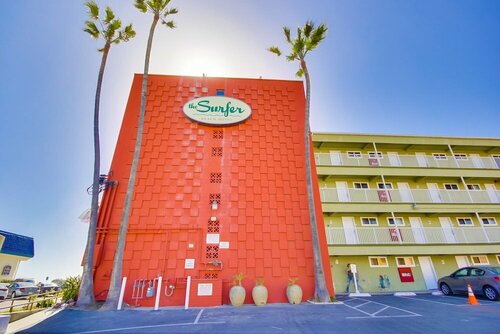 Гостиница Surfer Beach Hotel