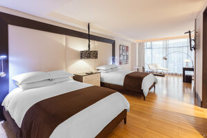 Гостиница Le Parc Hotel, Beyond Stars