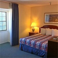 Фото Hardman House Inn & Suites