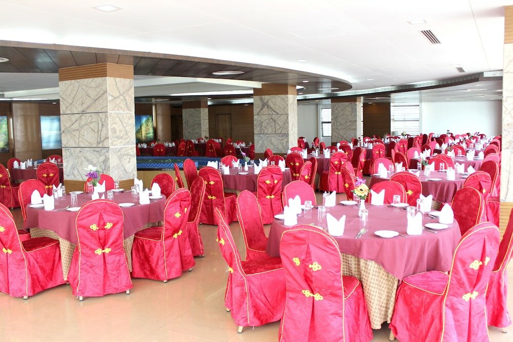 Фото Fars Hotel & Resorts